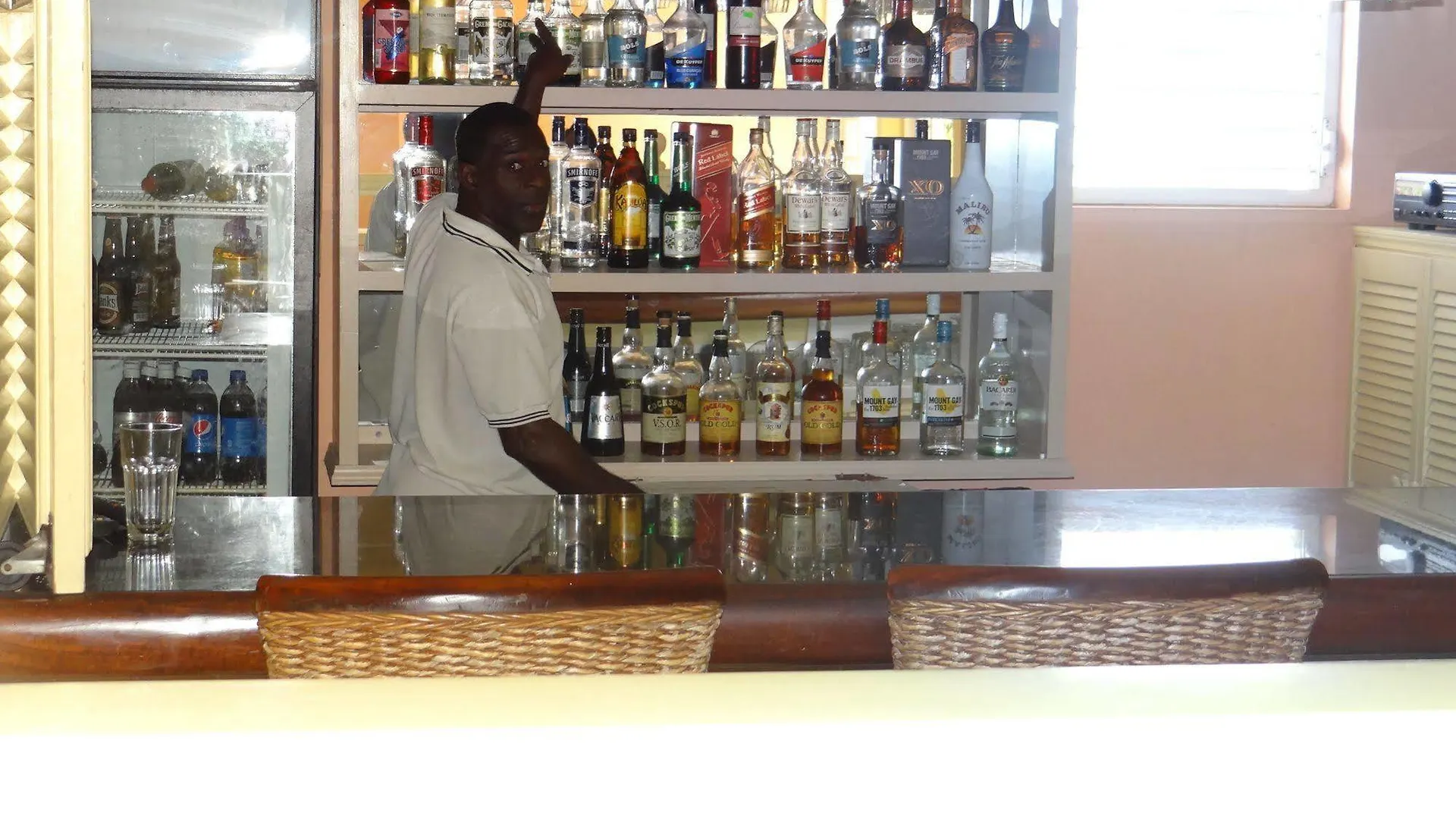 Tropical Winds Apartment Hotel Christ Church 0*, Saint Philip