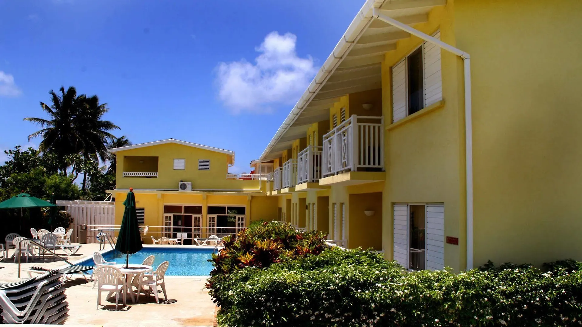 Tropical Winds Apartment Hotel Christ Church Barbados