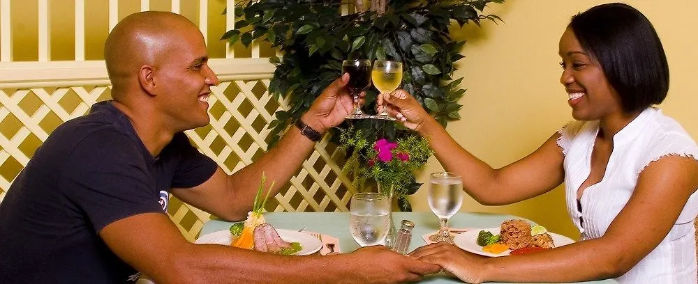 Tropical Winds Apartment Hotel Christ Church 0*, Saint Philip Barbados